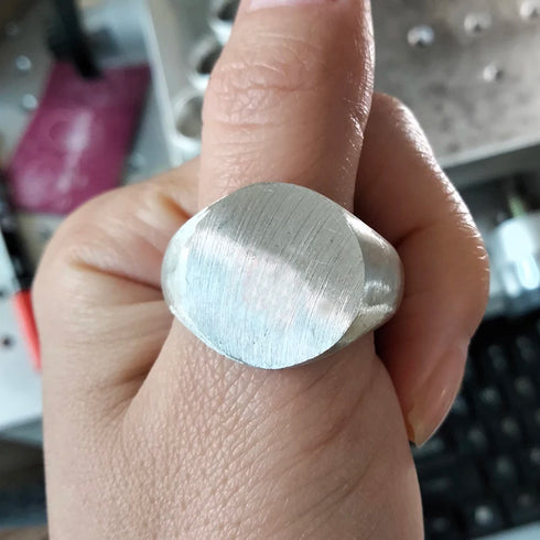 Custom Engraved 17mm Round Top Ring Engraved Signet Ring Personalize Engraving Letters Logo Rings Fashion Men Copper Jewelry