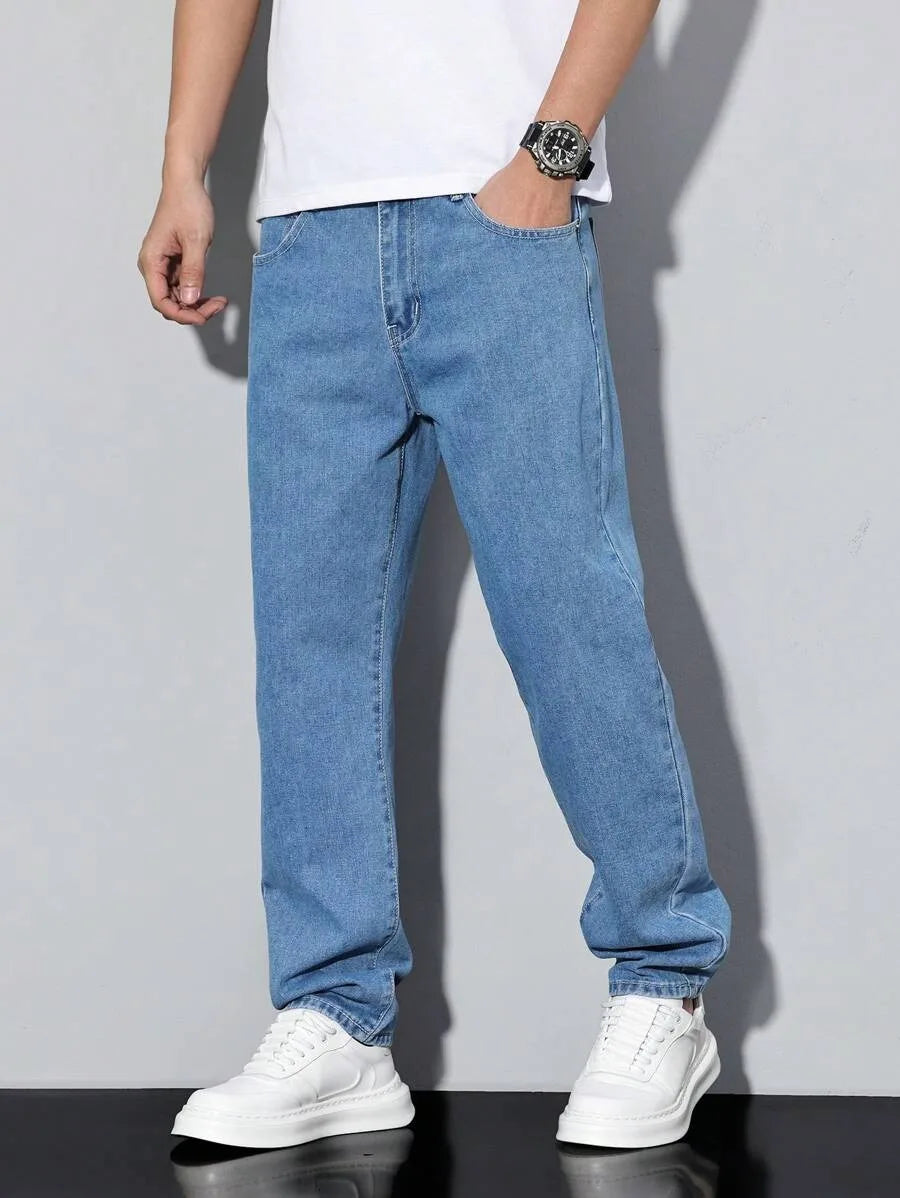 Men's straight-leg skinny jeans, straight and simple design, suitable for daily wear in all seasons Secondary image
