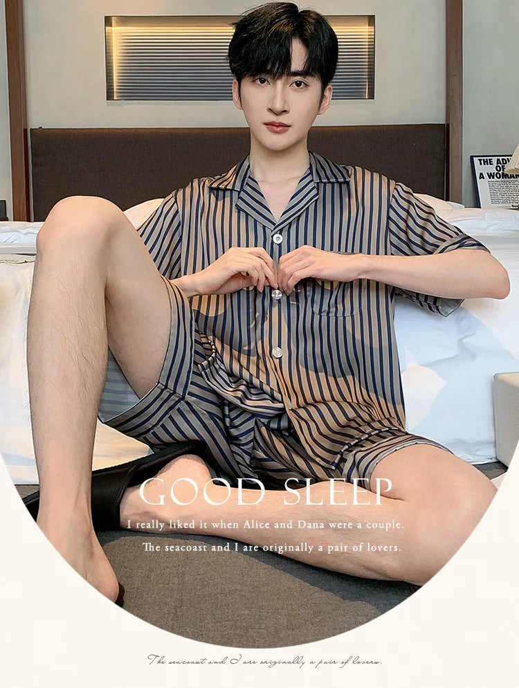 New men's summer summer thin ice silk short-sleeved shorts pajamas teenagers can wear a home service suit