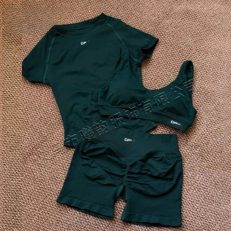 Women Seamless Sportswear Workout Set 3 Piece Sports Gym Yoga set Activewear For Fitness Training Running Daily Wear