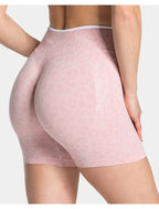 Quick drying seamless yoga shorts for women, high waisted, hip lifting, abdominal tightening, running and fitness pants