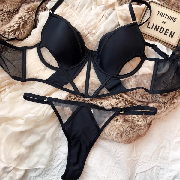 French Thin Cup Women Lingerie Set Sexy Hollow Lace Bra Set Summer Mesh Comfort Breathable Underwear Fish Bone Tops Intimates