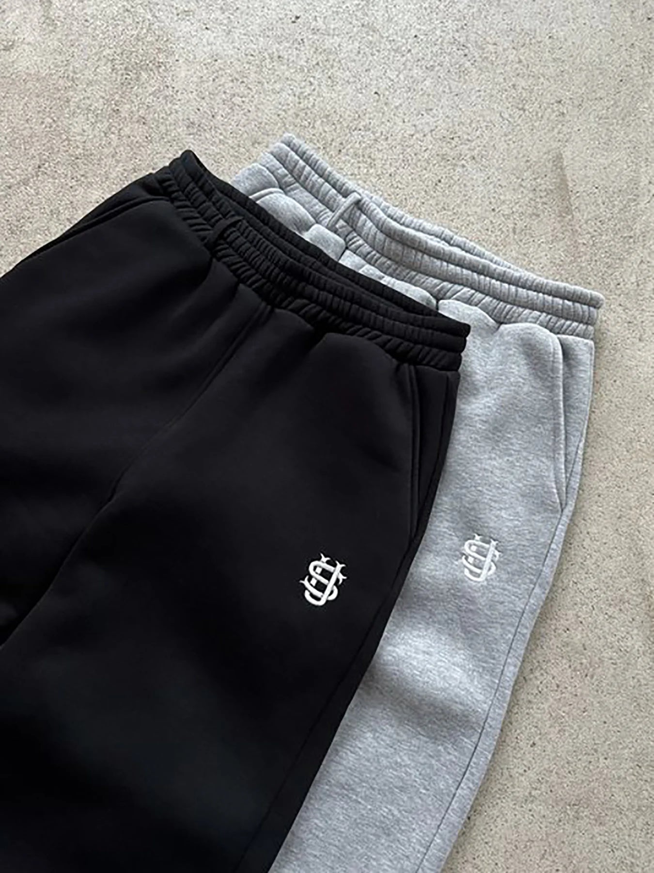 New Y2K Pants Personalized Pant Leg Zipper Embroidery Hip Hop Casual Joggers Men Pants Retro Straight Pants Tracksuit Streetwear Main image